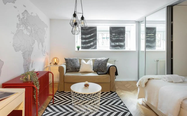 Modern Studio near British Square