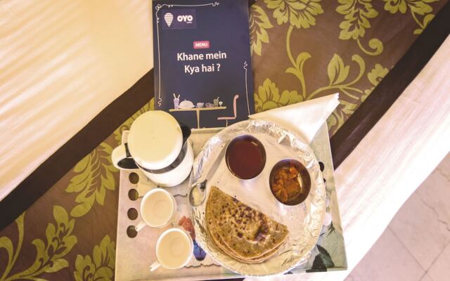 OYO 7794 Hotel Raghukul