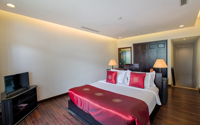 Lapochine Beach Resort (Formerly Ana Mandara Hue)
