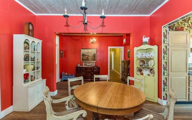 Fischer 3 Bedroom Farmhouse by RedAwning