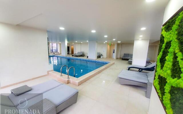 Royale Sundance Studio 8 in Alezzi Beach Spa Pool