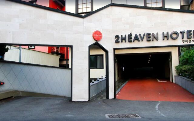 2 Heaven Hotel