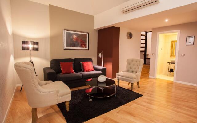 Cayres Suites Carmo