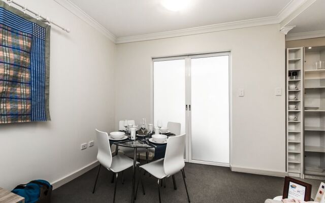 Sky Gardens Sunset River View Netflix Wine Parking