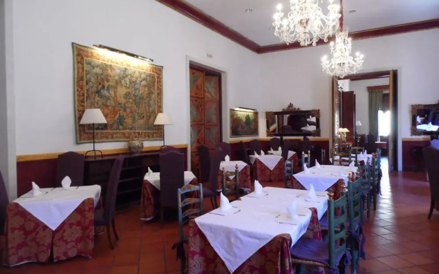 Hospederia Palacio la Iglesuela del Cid