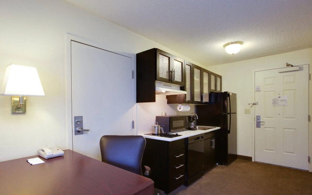 Homewood Suites by Hilton Raleigh - Crabtree Valley