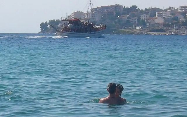 Welcome To Hotel Petunia, In Neos-marmaras,xalkidiki ,greece, Triple Room