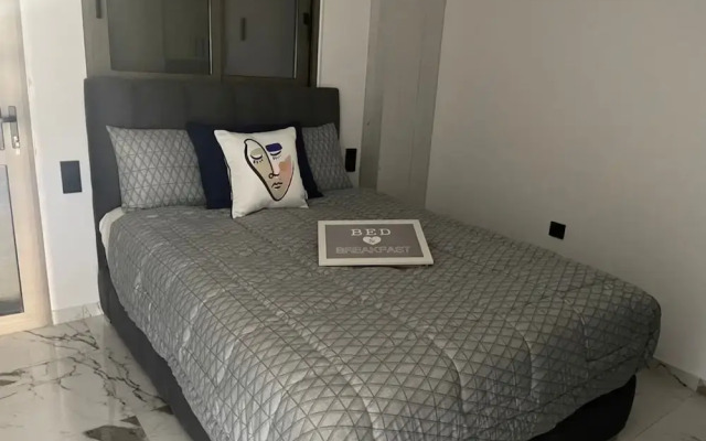 Sea View Apartment Patras