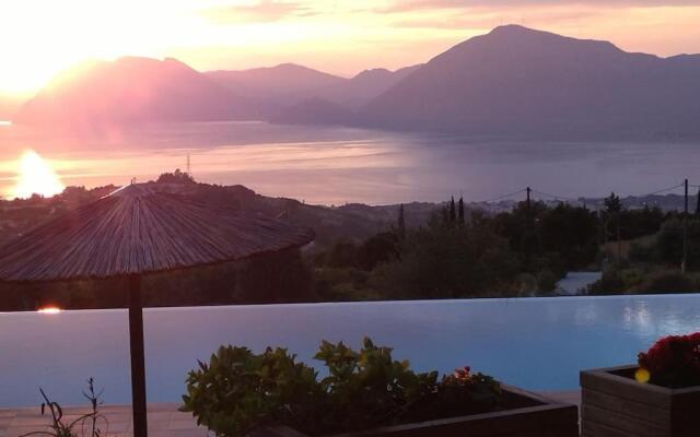 Villa Alexandros - Four Seasons