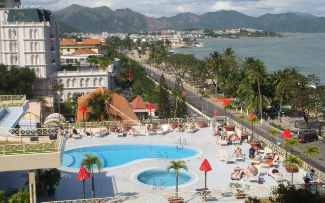 Yasaka Saigon Nha Trang Hotel
