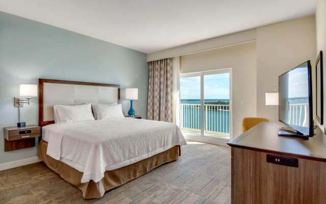 Hampton Inn & Suites Clearwater Beach