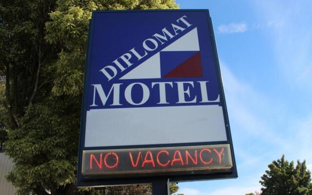 Diplomat Motel