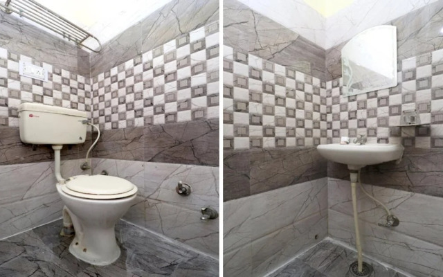 Punjab Hotel By OYO Rooms
