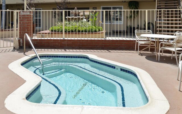 Americas Best Value Inn & Suites Anaheim Convention Center