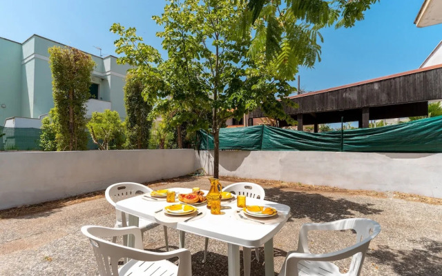 3055 Villetta Sunset by Barbarhouse