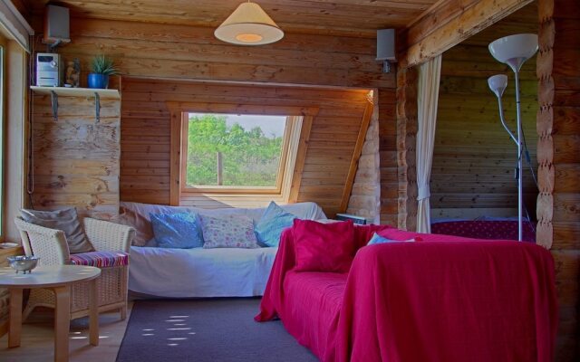 Steading Holidays - Comraich