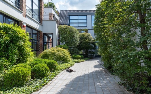 Europea Rooftop Duplex Residence - Brussels Uccle