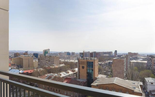 Stay Inn on Eznik Kokhbatsi Street 16