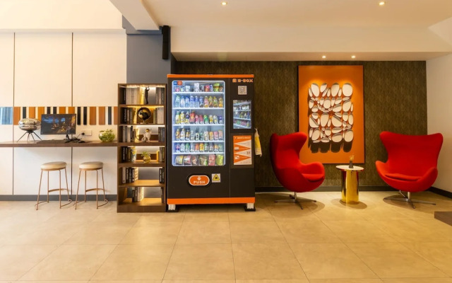 CDX Residence