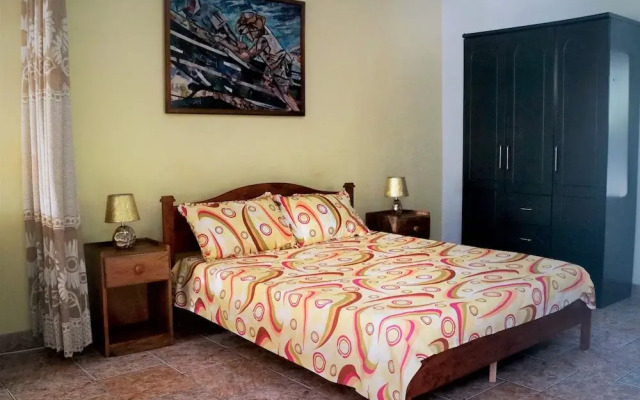 Lapasyans Self-Catering