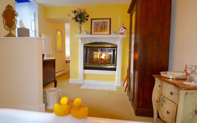 Riversong Inn Retreat