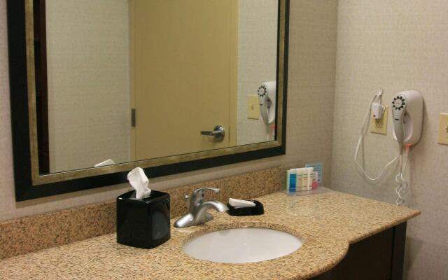 Hampton Inn & Suites West Point