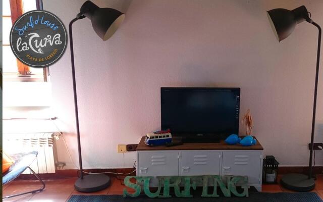 La Curva Surfhouse - Hostel