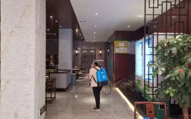Jinji Business Hotel