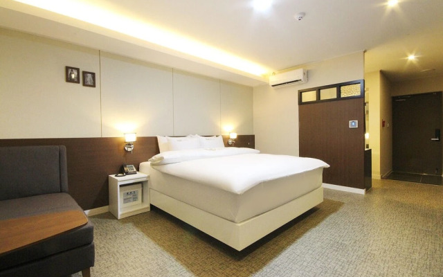 Changnyeong Hotel Countinue