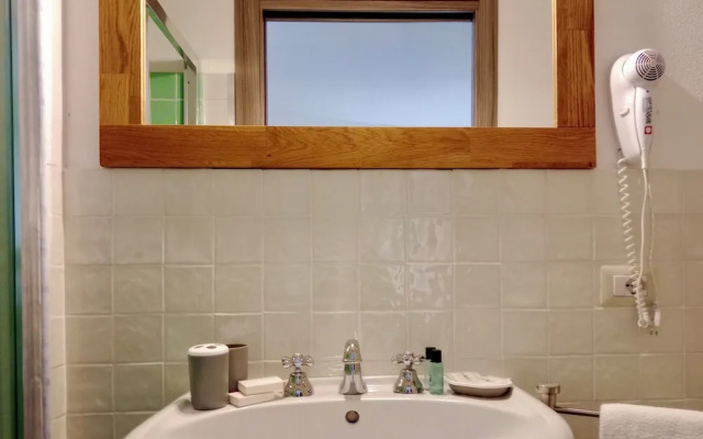 Sardinian Gallery Fonte