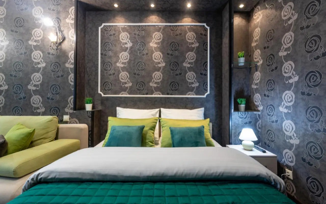 Пять звезд на улице Шахтёров