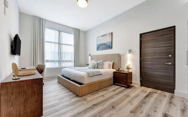 Hollywood's Beachside Condos