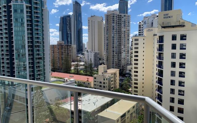 Peninsula Resort - Private Apartments