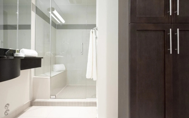 Luxury Downtown Suite With an Amazing View