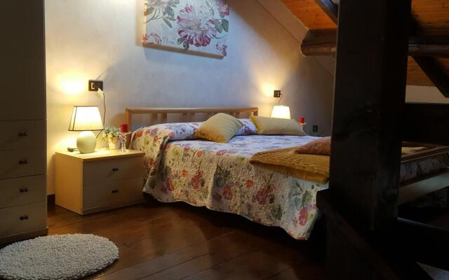 Appealing holiday home in Crone with terrace