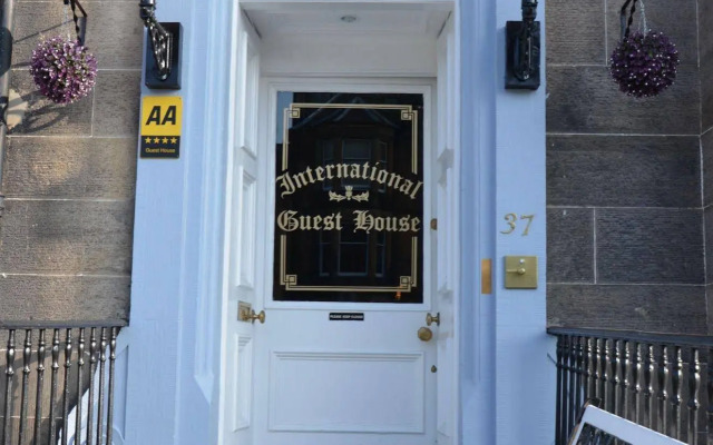 Edinburgh 37