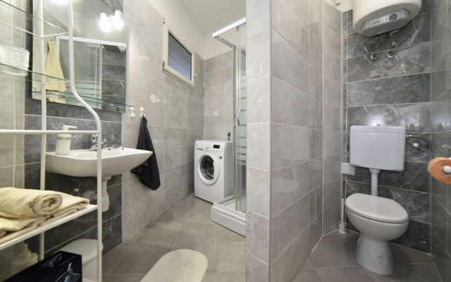 Apartment Heart to Heart