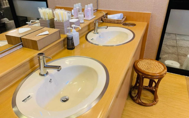 Hotel Route-Inn Sendaiko Kita Inter
