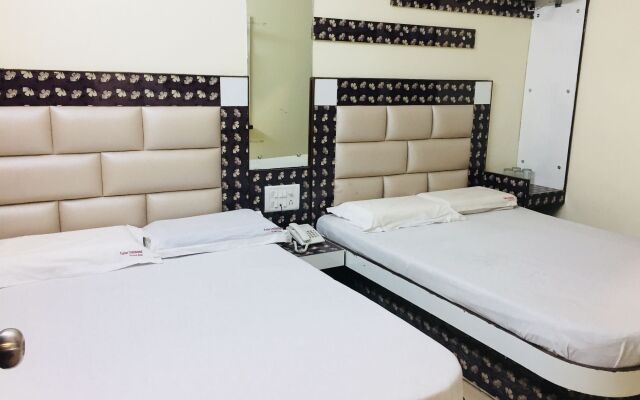Hotel Tushar Continental
