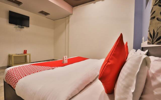 OYO 12182 Hotel Shekhawat Palace