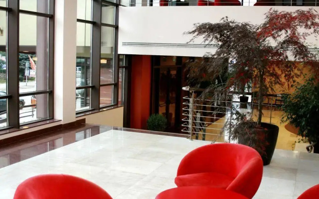 Hotel Rapsodia City Center