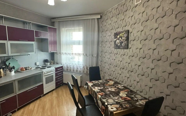 Апартаменты на улице Адоратского 4