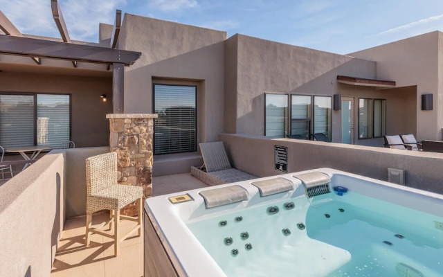 The Eagle's Nest Villa 4