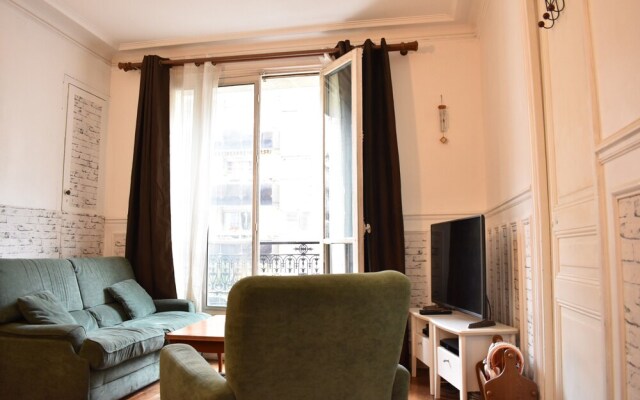 Large Apartment Near Bercy