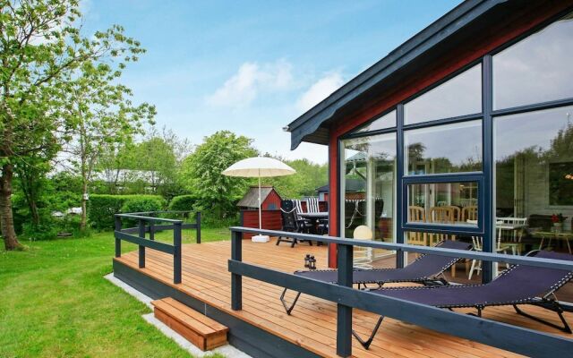 Cozy Holiday Home near Vinderup with Terrace