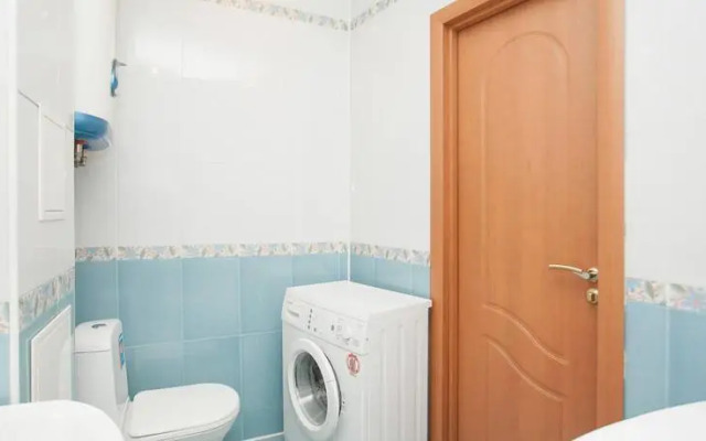 Севиль на Меридианной 10