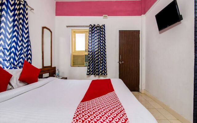 Oyo 35865 Anjum Holiday Home