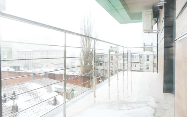 Family 2 bedroom apartment near Most City