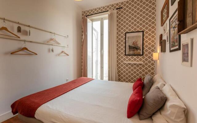 Bright Apartment with Two Bedrooms - BP31