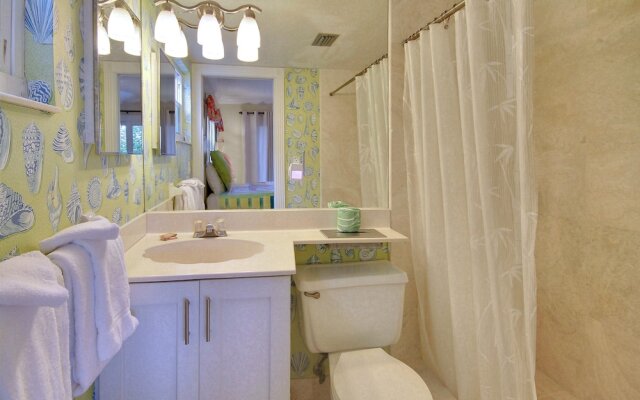 Sunset Villas 1 Beachfront/awesome Views/pool/bbq